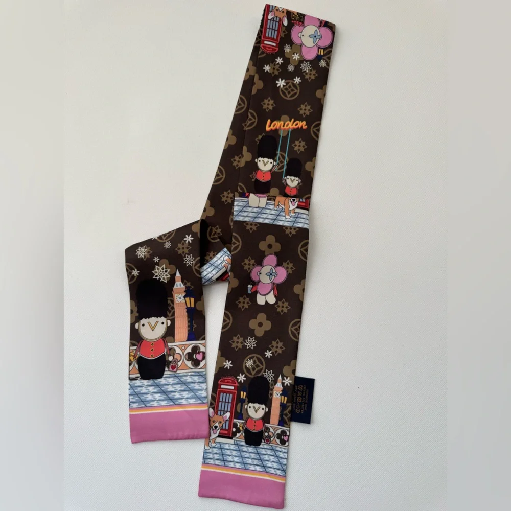 Brand New LUXE handbag accessory Twilly scarf $150